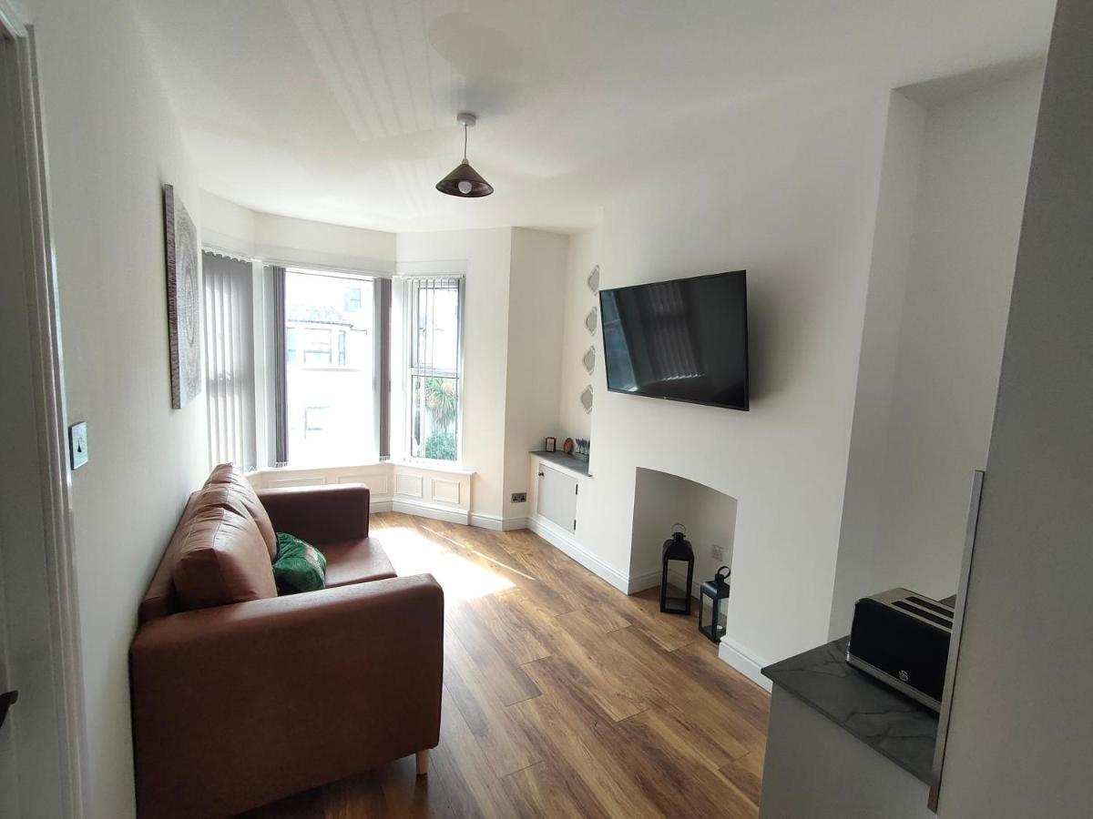 Lovely Refurbished Apartments, Morecambe Promenade Luaran gambar